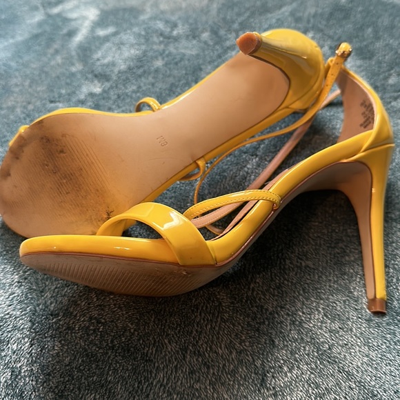 STEVEN MADDEN - Picture 3 of 5